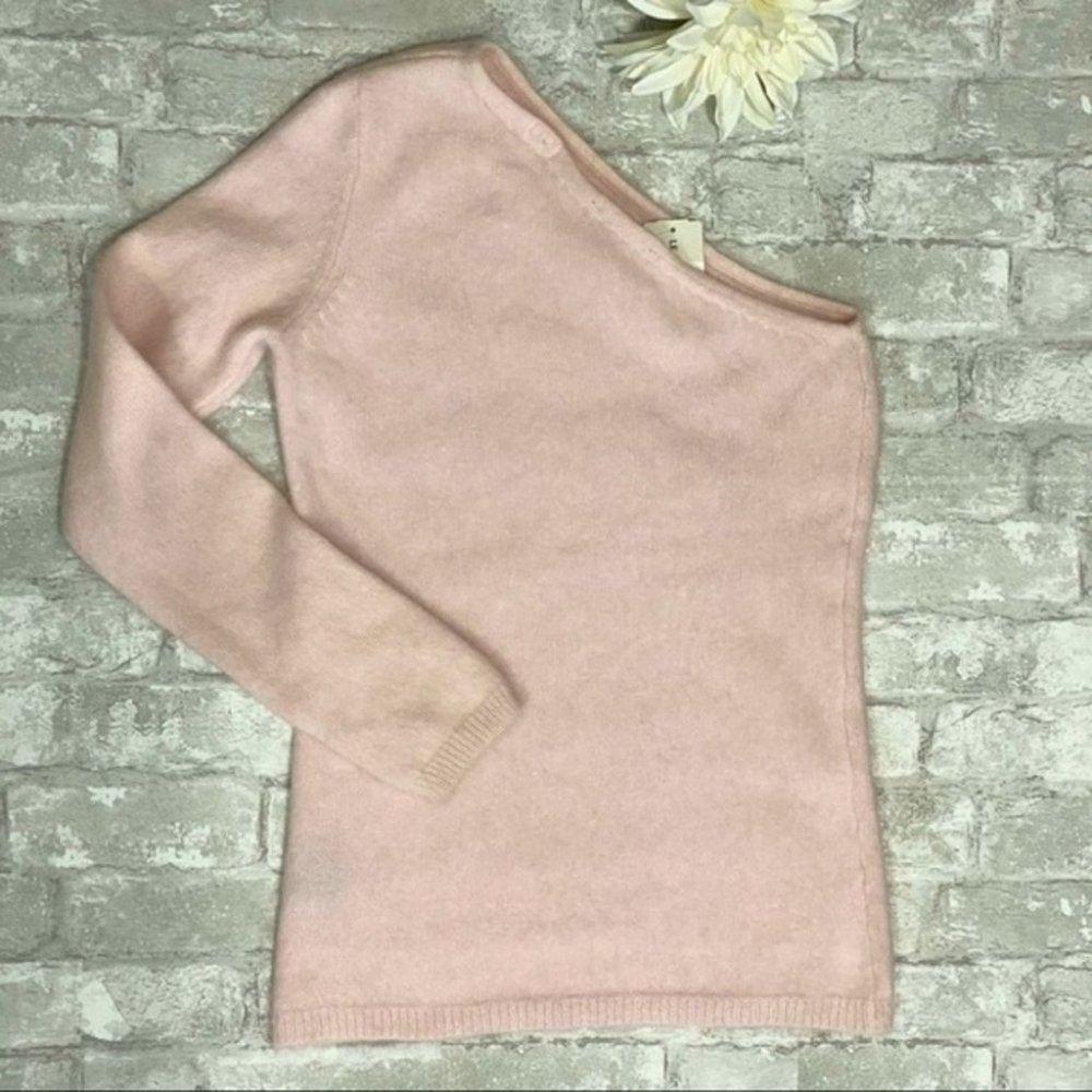 SOLD | NWT Le Chateau Angora Rabbit Pink Sweater - Picture 3 of 13